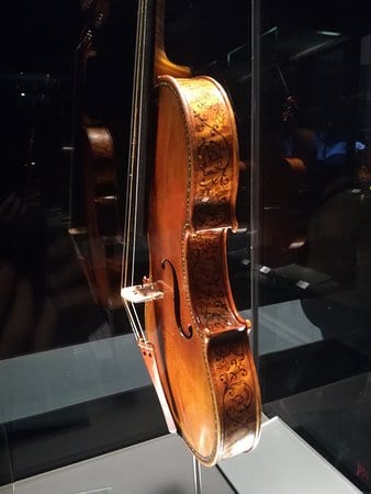 Il Museo del Violino di Cremona: a tu per tu con i grandi maestri liutai