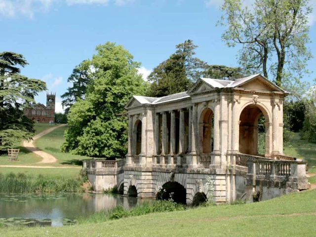 Il ponte neoclassico di Stowe Park (foto di Karen Roe)