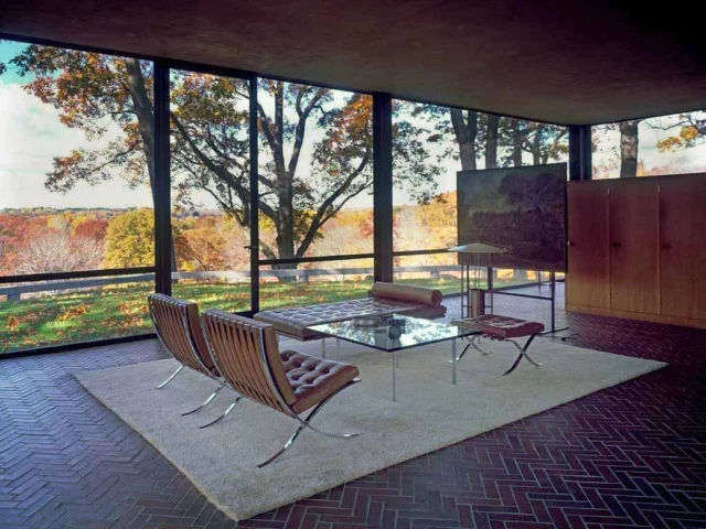 philip johnson the glass house