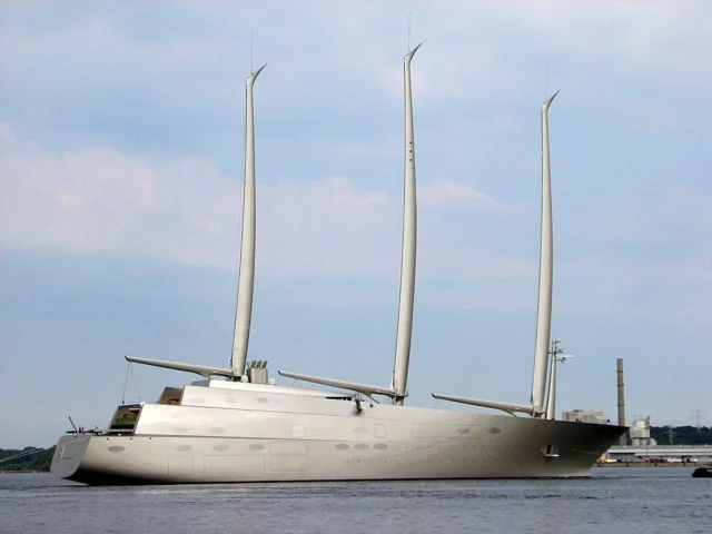 yacht Philippe Starck design